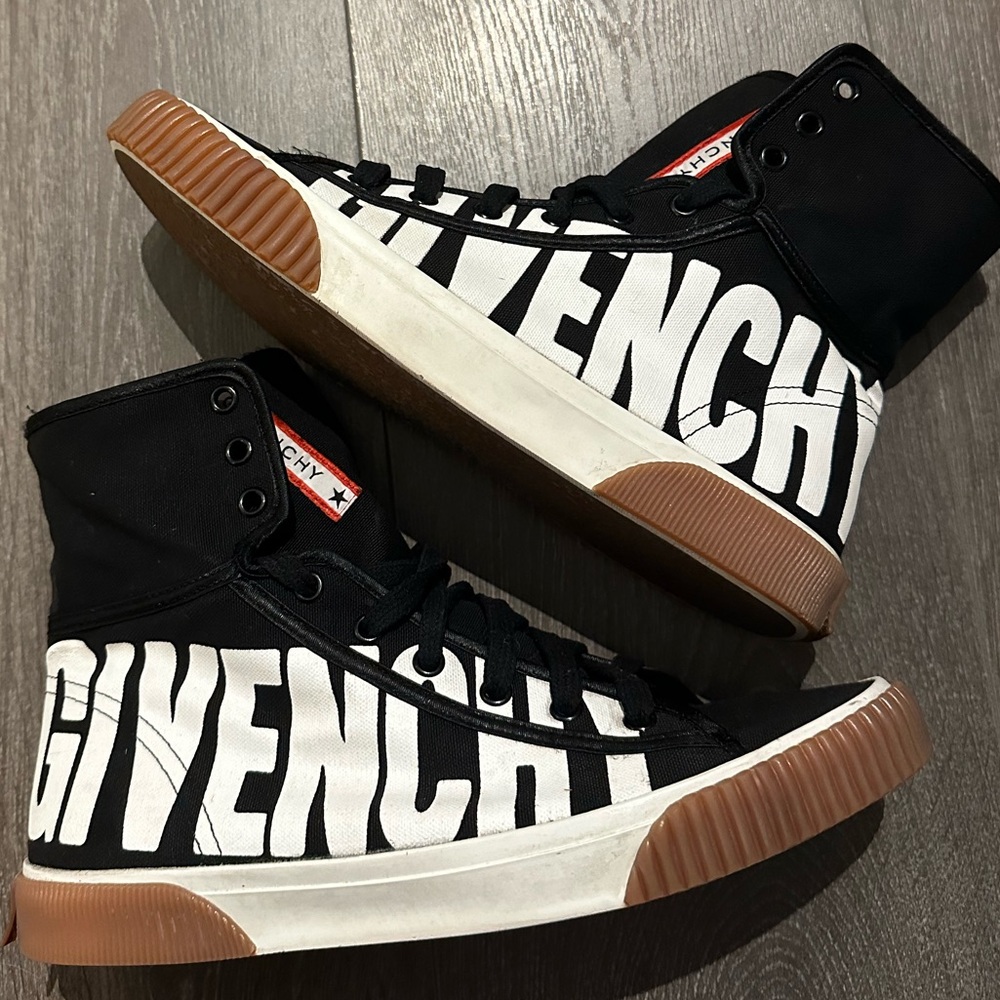 Givenchy high top sneakers- size 39.5